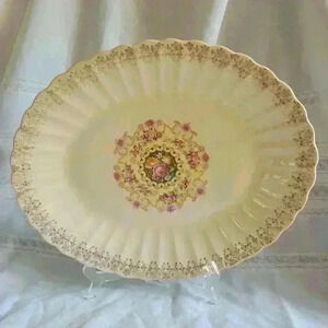 Sebring-Fluted Large Oval Platter